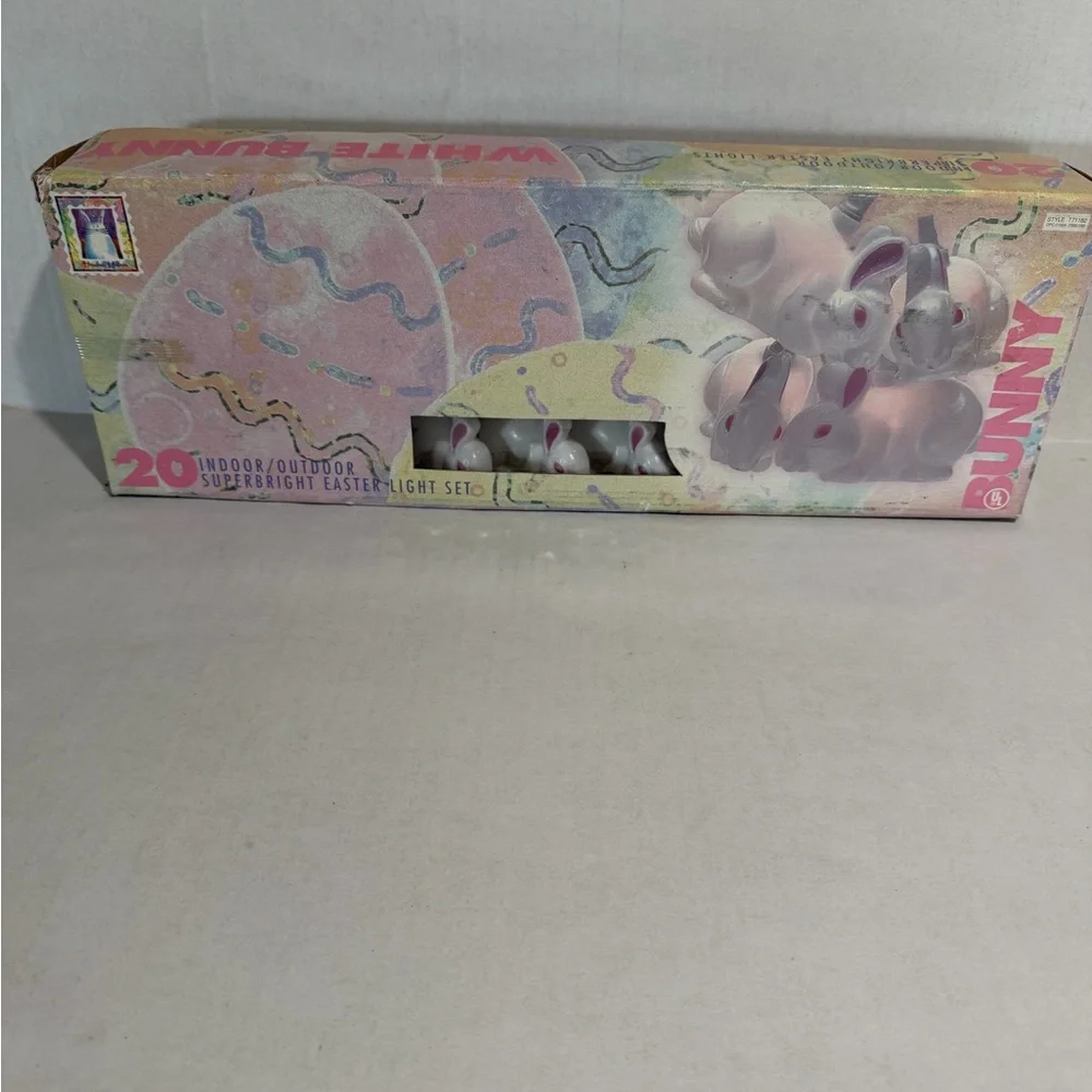 Vintage 90s Easter White Bunny‎ indoor/outdoor lights, blow mold, NEW #A115